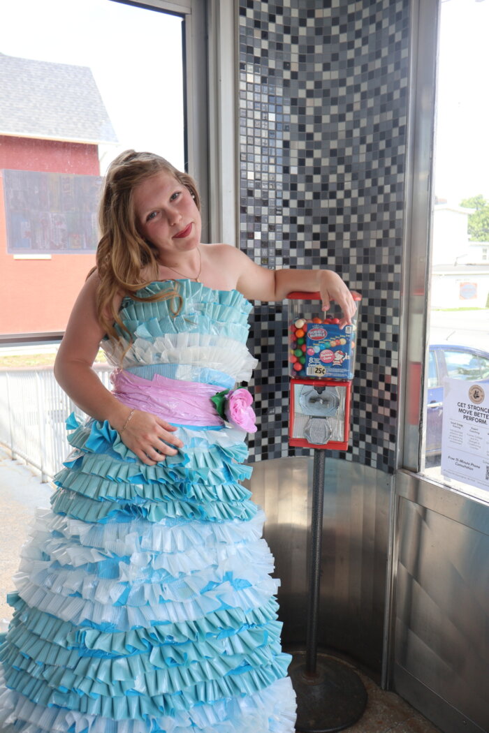 Skylar entry photo 5