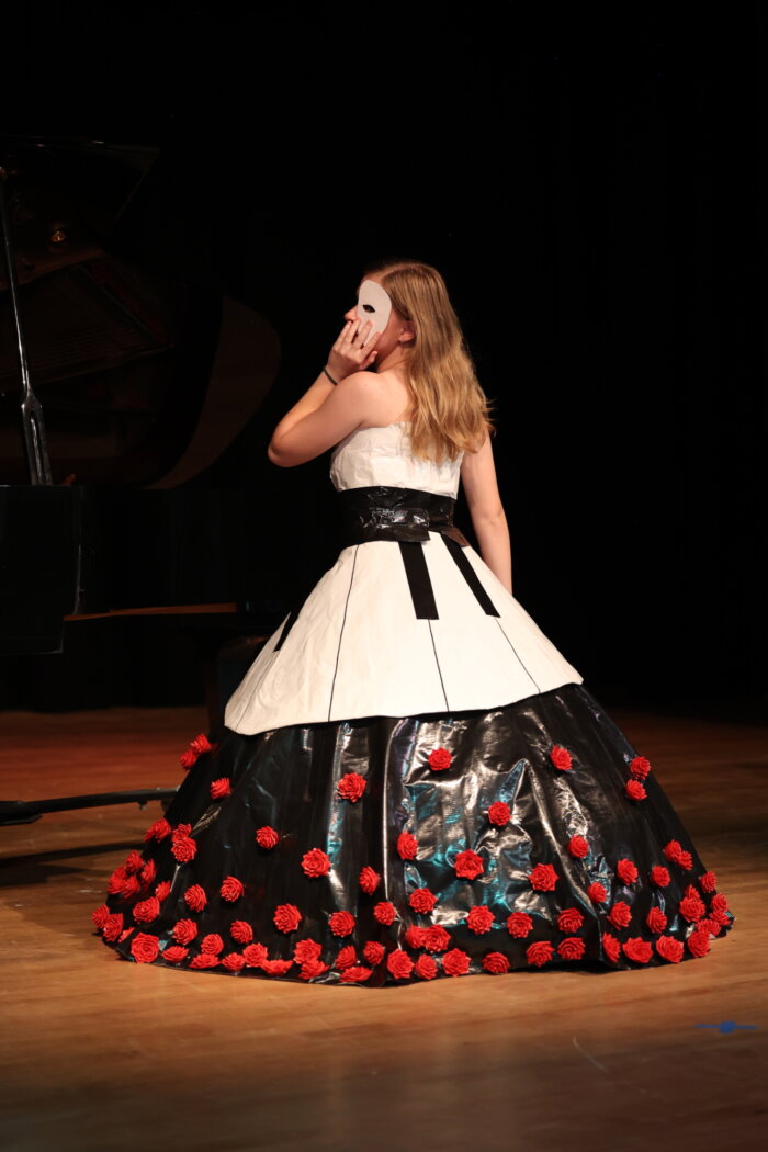 Hannah entry photo 4