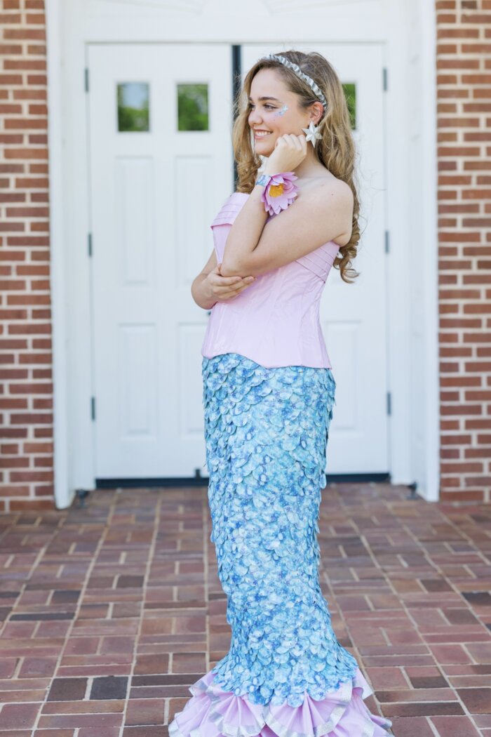 Lauren entry photo 4